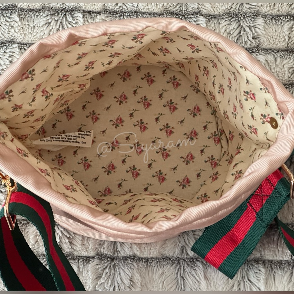 New Gucci drawstring closure bucket / cosmetic / Toiletry bag - Picture 6 of 7
